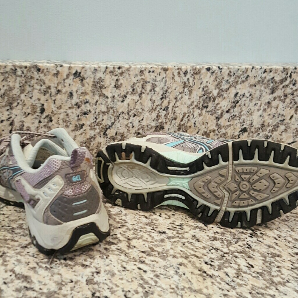 ASICS sneakers - Picture 2 of 2